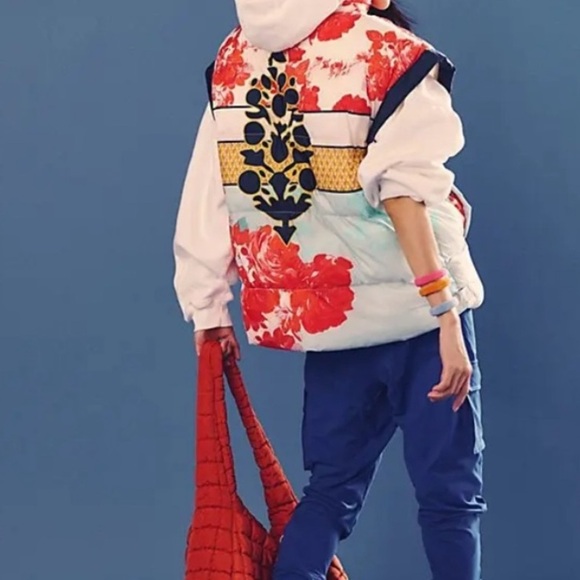 Free People, FP Movement & FP Intimately and Anthropolgie & Much More! - Picture 14 of 17